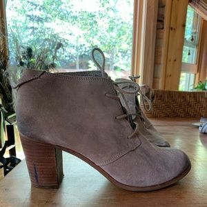 Toms Heeled ankle Boots 9.5